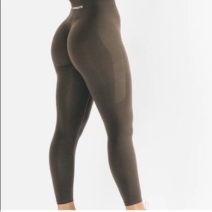 ALPHALETE Mocha Amplify